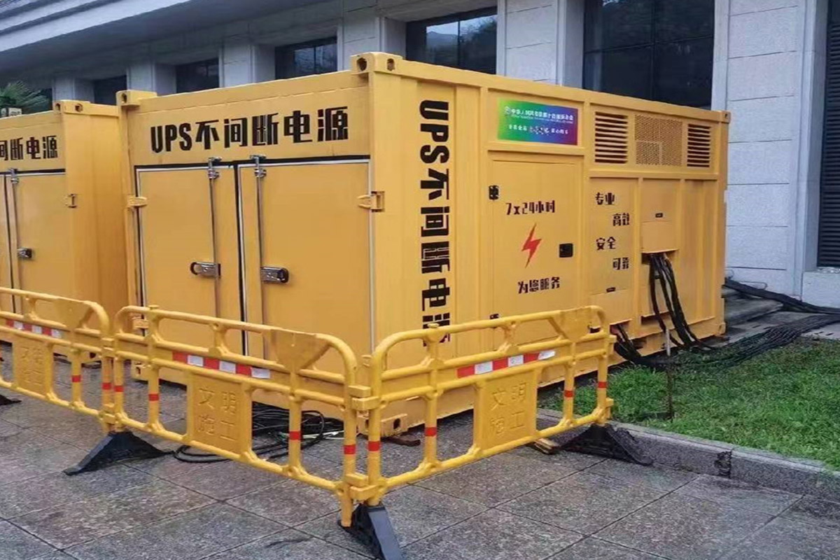 浑江发电机租赁施工现场